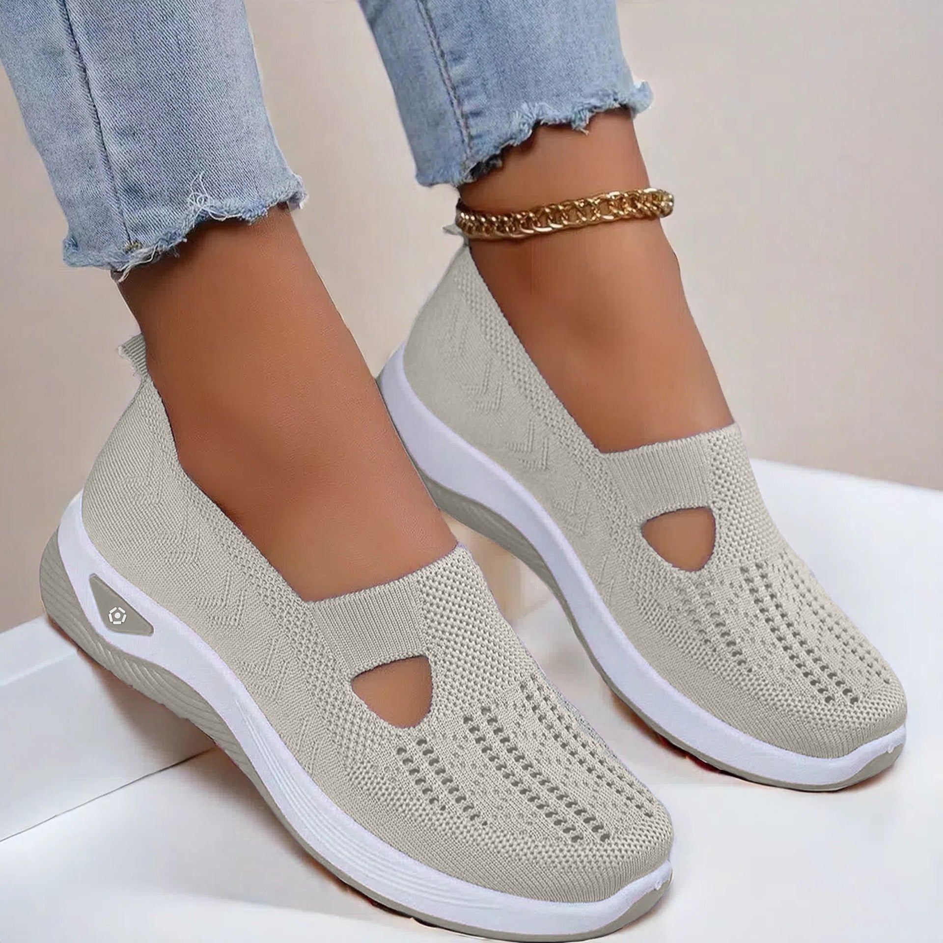 Beige / 43
