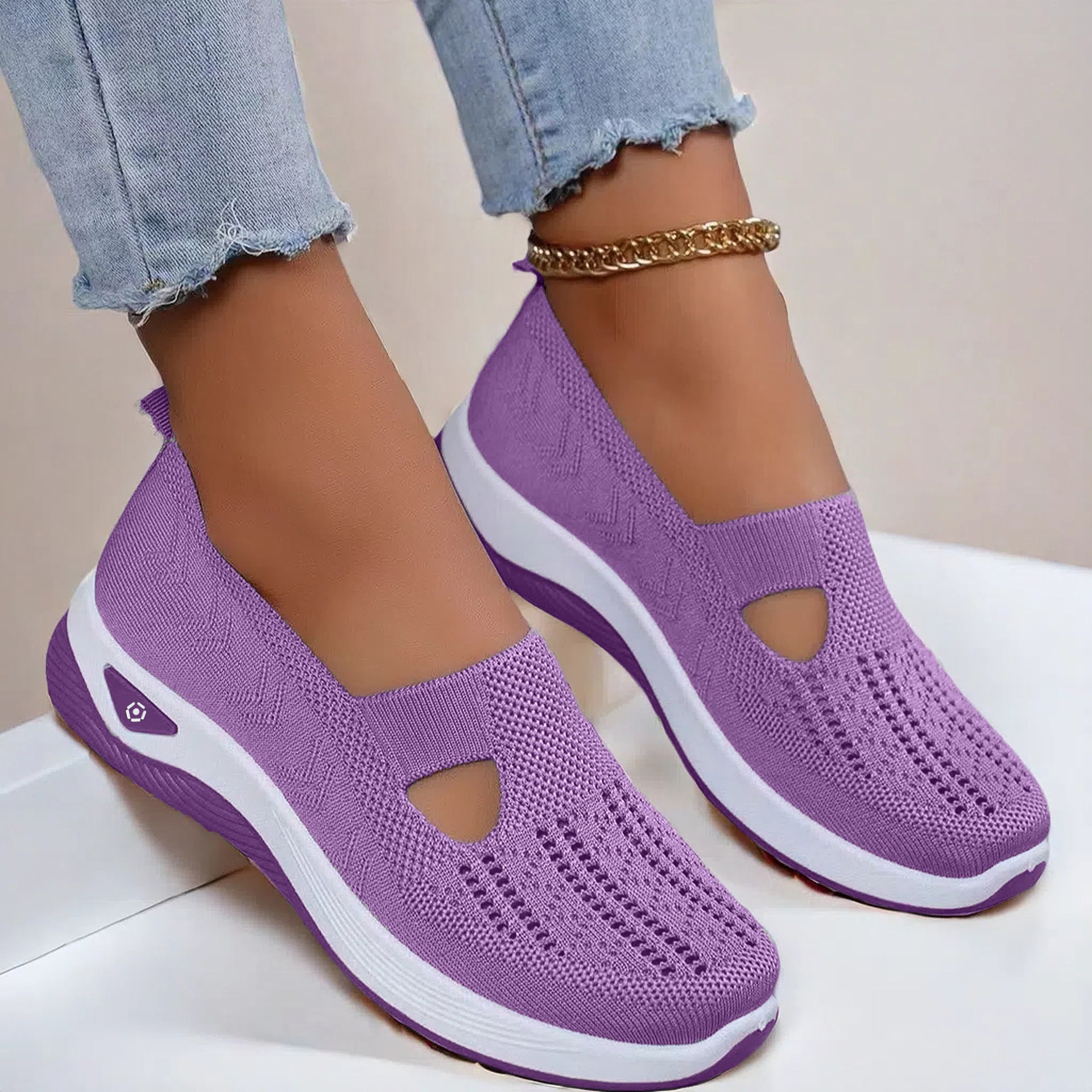 Violet / 43
